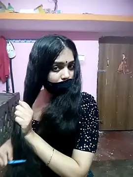 Snapshot of Cute-Simmi chatting on January 2025 06:49:01 PM Cute-Simmi online show from January 2025 06:49:01 PM