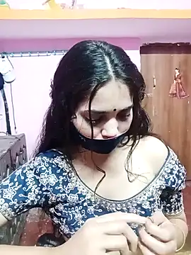 Snapshot of Cute-Simmi chatting on January 2025 09:42:02 AM Cute-Simmi online show from January 2025 09:42:02 AM