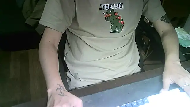 Ryan67533 online show from October 2025 11:23:01 AM