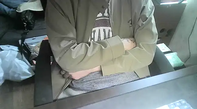 Ryan67533 online show from March 2025 04:38:02 AM