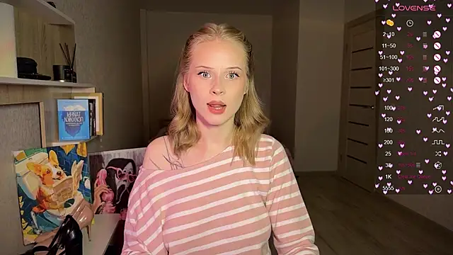lisa barbie online show from October 2025 03:59:02 PM