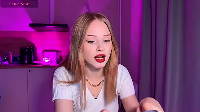 lisa barbie online show from March 2026 07:16:01 PM