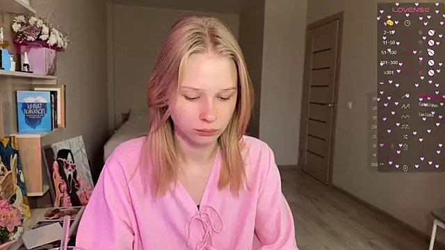 lisa barbie online show from November 2025 08:58:02 AM