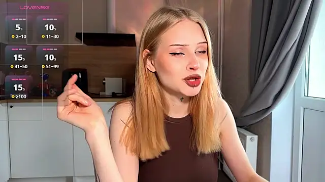 lisa barbie online show from April 2026 03:46:02 PM