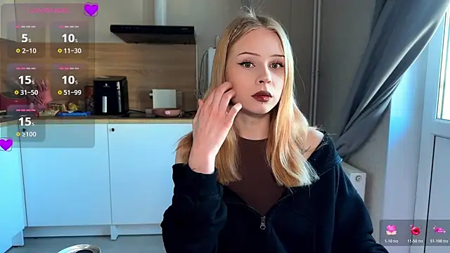 lisa barbie online show from April 2026 04:13:01 PM