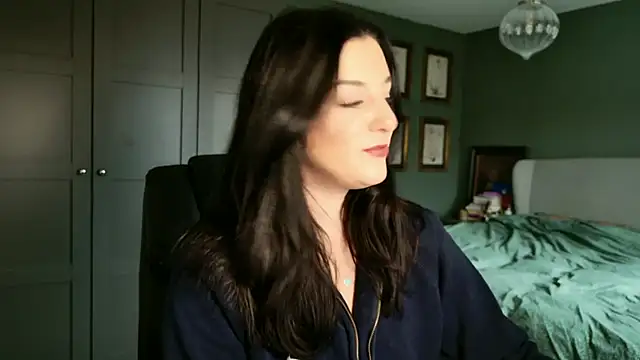 flatwhite0 online show from March 2026 09:37:01 AM