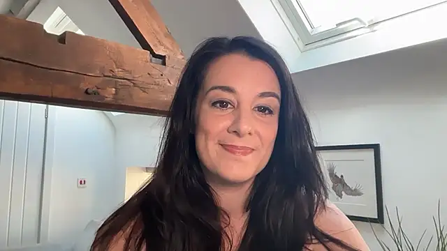 flatwhite0 online show from April 2026 10:11:01 AM
