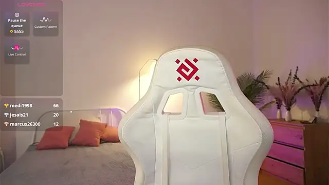 Snapshot of tender_babyy chatting on March 2025 04:40:02 PM tender babyy online show from March 2025 04:40:02 PM