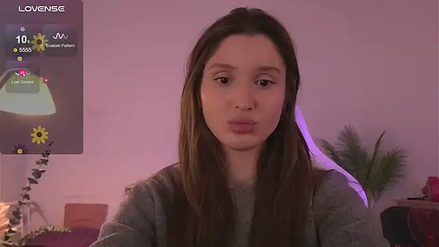 Snapshot of tender_babyy chatting on December 2025 10:43:02 AM tender babyy online show from December 2025 10:43:02 AM