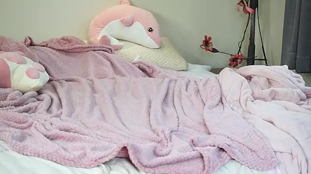 LinaSiren online show from February 2025 08:27:02 AM