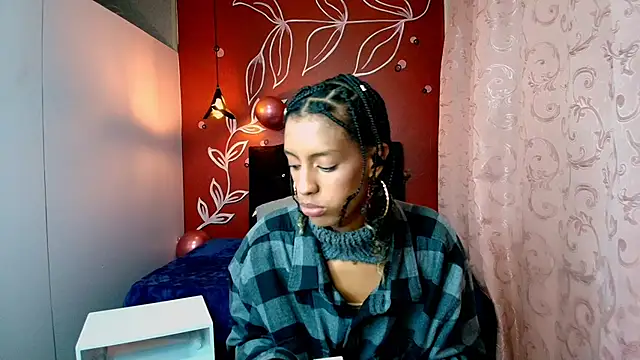 Zia Green online show from February 2025 07:27:01 PM