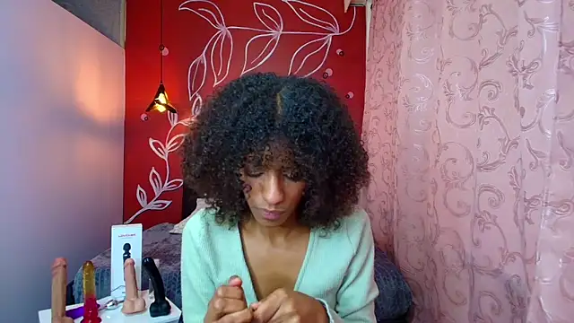 Zia Green online show from February 2025 03:37:02 PM