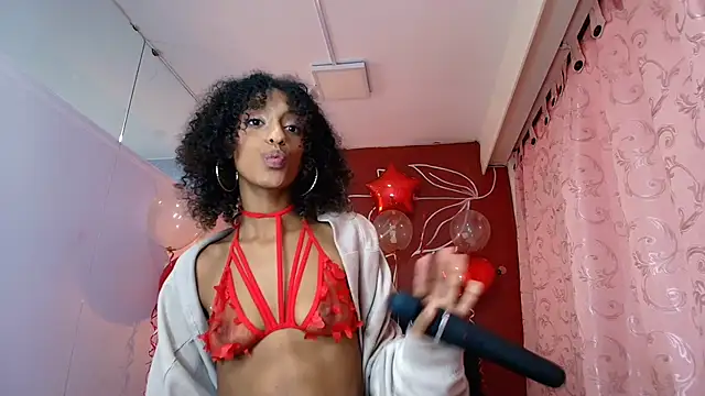 Zia Green online show from February 2025 03:10:01 PM