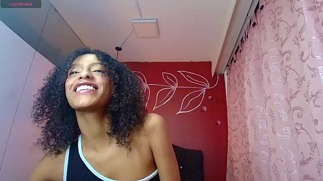 Zia Green online show from March 2025 12:23:01 PM