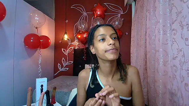 Zia Green online show from February 2025 12:12:01 PM