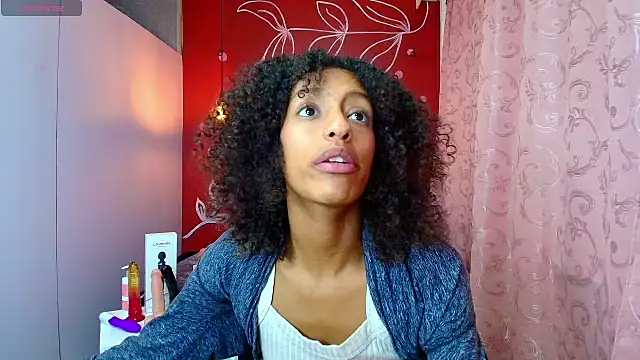 Zia Green online show from March 2025 03:26:01 PM