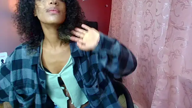 Zia Green online show from February 2025 12:34:01 PM