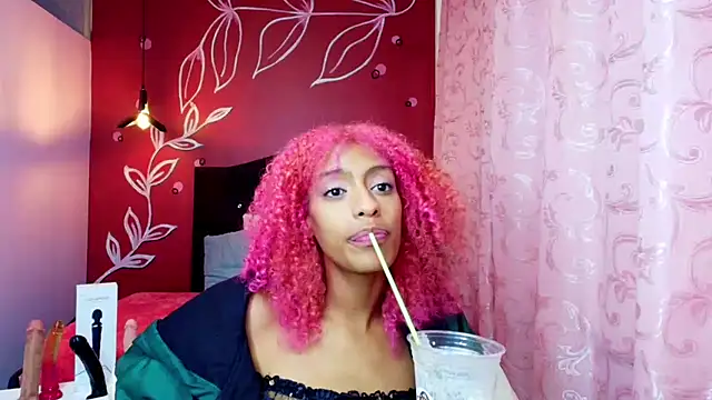 Zia Green online show from March 2025 03:35:02 PM