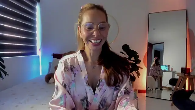 AvaCollinss online show from March 2026 02:27:01 PM