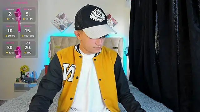 patrick sanzz online show from February 2025 09:04:01 PM