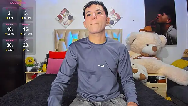 Snapshot of patrick_sanzz chatting on November 2025 08:59:02 AM patrick sanzz online show from November 2025 08:59:02 AM