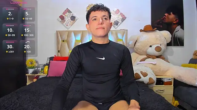 Snapshot of patrick_sanzz chatting on November 2025 05:17:02 AM patrick sanzz online show from November 2025 05:17:02 AM