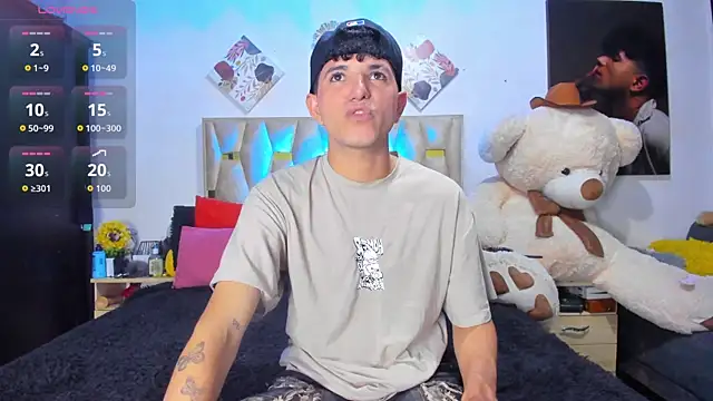 Snapshot of patrick_sanzz chatting on November 2025 07:42:01 AM patrick sanzz online show from November 2025 07:42:01 AM