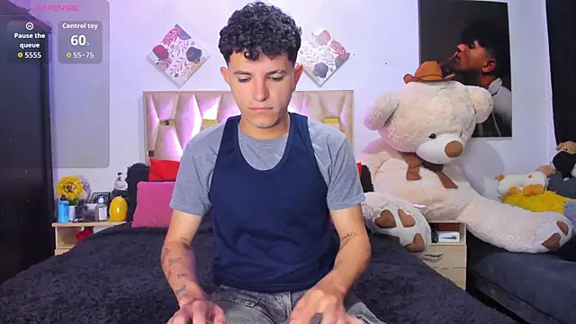 Snapshot of patrick_sanzz chatting on December 2025 09:30:02 AM patrick sanzz online show from December 2025 09:30:02 AM