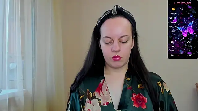 Sabrina Lavv online show from October 2025 08:25:02 AM