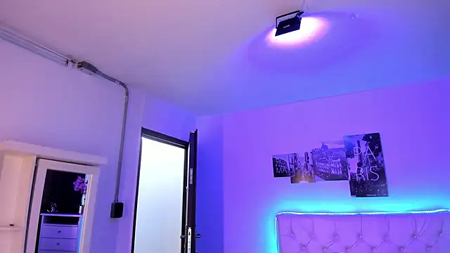 Snapshot of Amy_Kiitty_ chatting on November 2025 02:29:02 PM Amy Kiitty online show from November 2025 02:29:02 PM