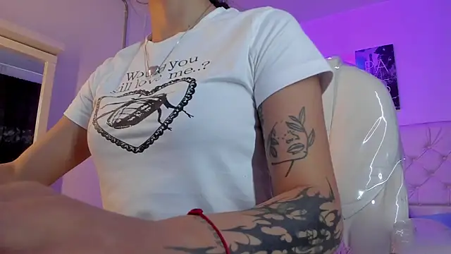 Amy Kiitty  online show from March 2026 01:05:01 PM