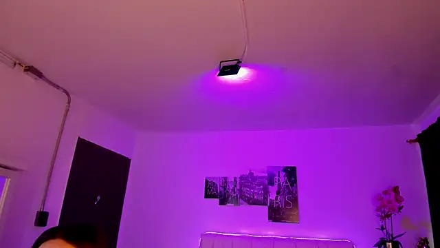 Snapshot of Amy_Kiitty_ chatting on December 2025 12:40:02 PM Amy Kiitty online show from December 2025 12:40:02 PM