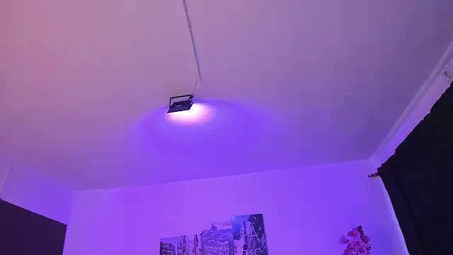 Snapshot of Amy_Kiitty_ chatting on December 2025 12:48:02 PM Amy Kiitty online show from December 2025 12:48:02 PM