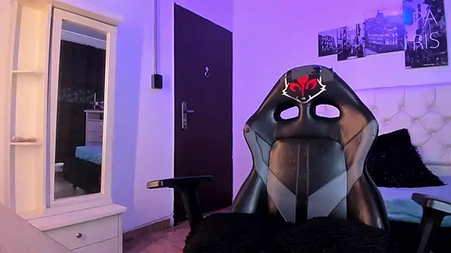 Snapshot of Amy_Kiitty_ chatting on October 2025 12:48:02 PM Amy Kiitty online show from October 2025 12:48:02 PM