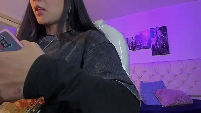 Snapshot of Amy_Kiitty_ chatting on February 2026 01:11:01 PM Amy Kiitty online show from February 2026 01:11:01 PM