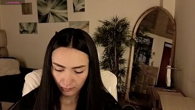 Amy Kiitty  online show from May 2026 01:36:02 PM