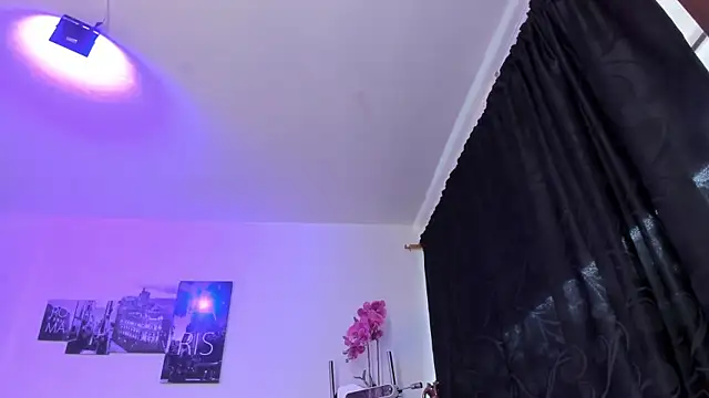 Amy Kiitty  online show from October 2025 12:46:01 PM