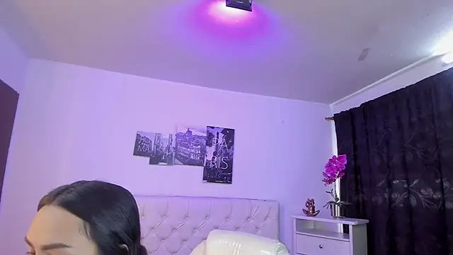 Amy Kiitty  online show from March 2026 01:04:01 PM