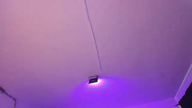 Snapshot of Amy_Kiitty_ chatting on December 2025 12:53:02 PM Amy Kiitty online show from December 2025 12:53:02 PM