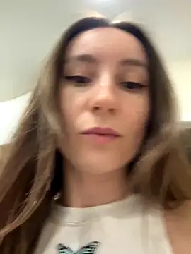 viviandaimond1 online show from September 2025 05:30:01 PM