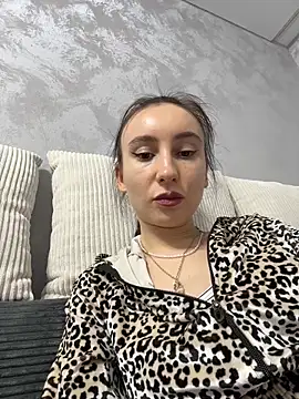 Snapshot of viviandaimond1 chatting on December 2025 07:59:02 PM viviandaimond1 online show from December 2025 07:59:02 PM