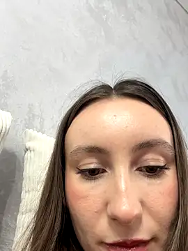viviandaimond1 online show from October 2025 11:44:01 AM