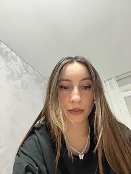 viviandaimond1 online show from March 2026 07:38:01 PM