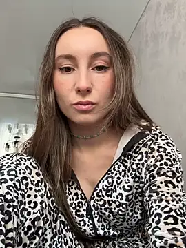 viviandaimond1 online show from October 2025 10:51:01 AM