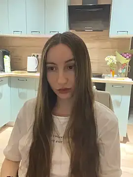 viviandaimond1 online show from March 2025 05:18:01 PM