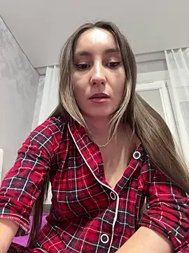 Snapshot of viviandaimond1 chatting on February 2026 07:11:02 PM viviandaimond1 online show from February 2026 07:11:02 PM