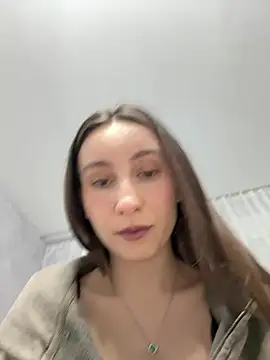 Snapshot of viviandaimond1 chatting on April 2026 07:29:02 PM viviandaimond1 online show from April 2026 07:29:02 PM