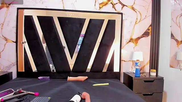 KarinaSimonz online show from January 2026 08:02:01 PM