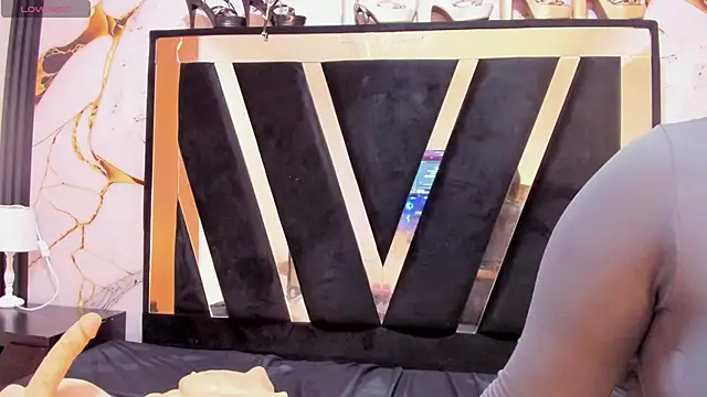 KarinaSimonz online show from January 2026 07:53:02 PM