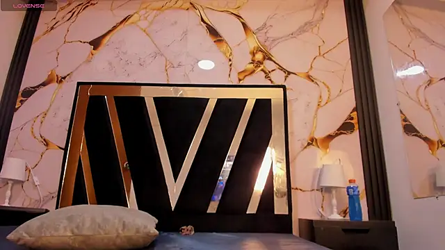 KarinaSimonz online show from January 2026 08:01:02 PM